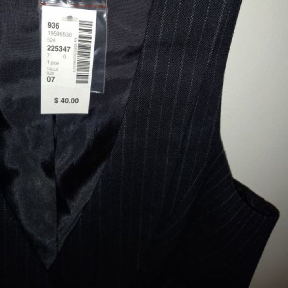 VEST